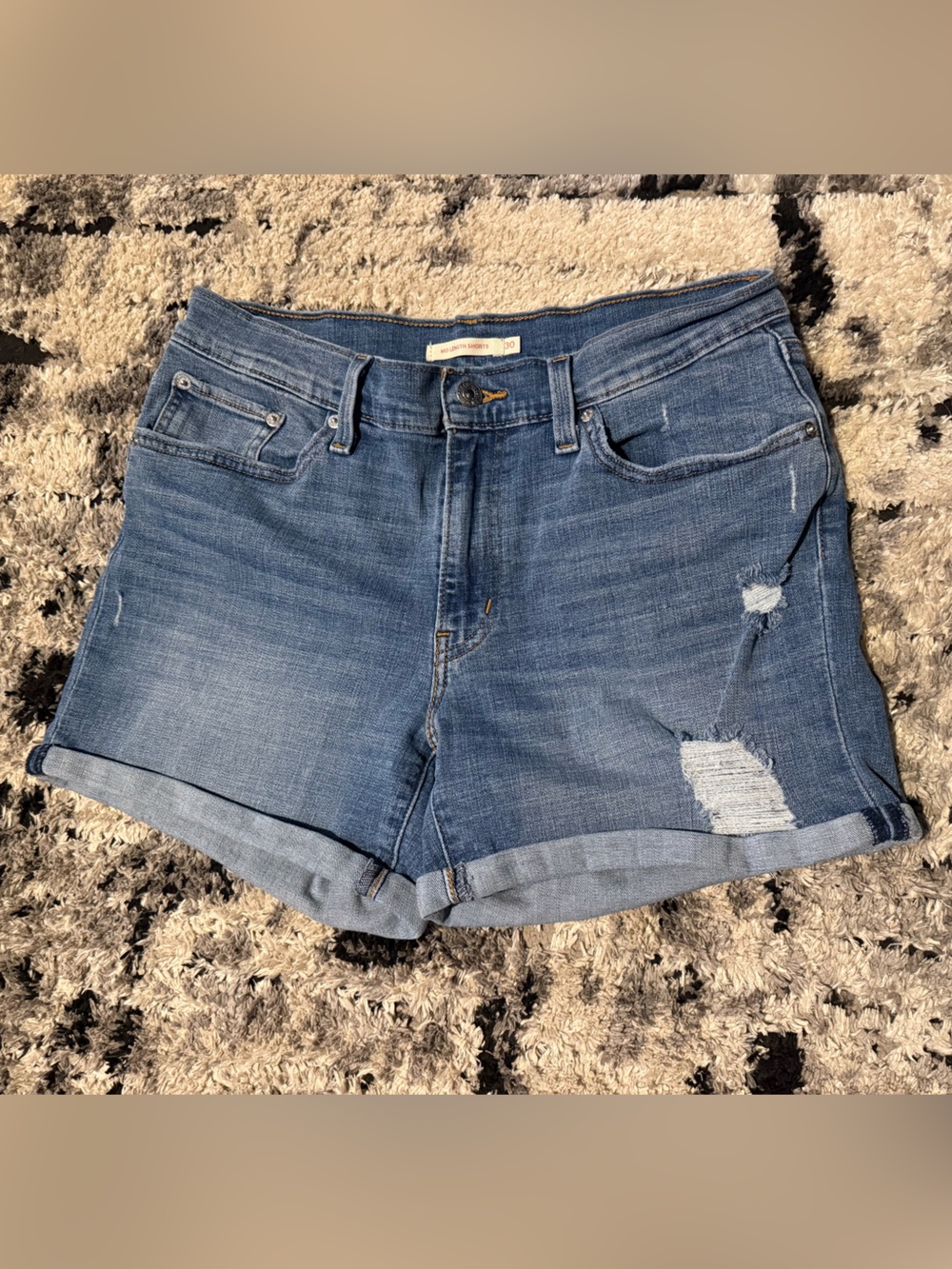 Levi’s shorts
